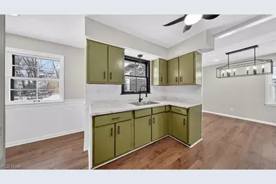 16811 Invermere Avenue, Loveland, OH 44128 - Photo 7