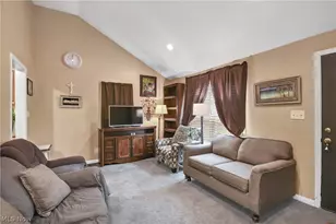 12820 Longmead Ave, Loveland, OH 44135 - Photo 5