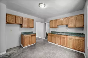 12805 Parkhill Ave, Loveland, OH 44120 - Photo 19