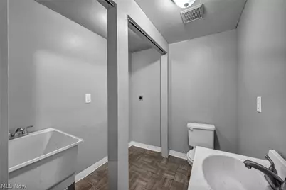 12805 Parkhill Avenue, Loveland, OH 44120 - Photo 35