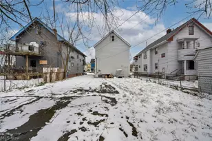 12805 Parkhill Ave, Loveland, OH 44120 - Photo 13