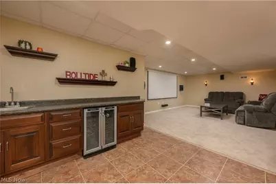 806 Forrest Ridge Drive, Dover, OH 44622 - Photo 33