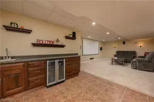 806 Forrest Ridge Dr, Dover, OH 44622 - Photo 33