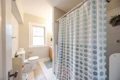 3152 E Derbyshire Road, Cleveland Heights, OH 44118 - Photo 11