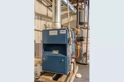 3152 E Derbyshire Road, Cleveland Heights, OH 44118 - Photo 19