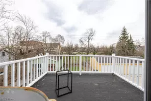 3152 E Derbyshire Rd, Cleveland Heights, OH 44118 - Photo 21