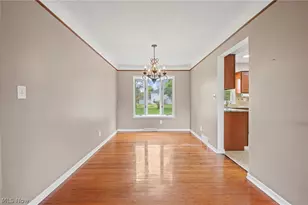 13257 Whitney Rd, Strongsville, OH 44136 - Photo 7