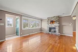 13257 Whitney Rd, Strongsville, OH 44136 - Photo 3