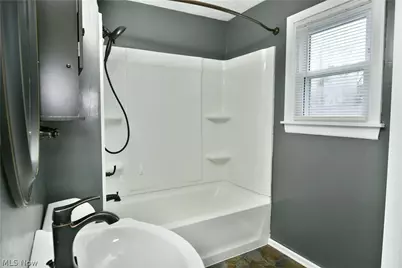 4950 Myrtle Avenue NW, Warren, OH 44483 - Photo 31