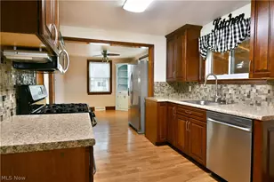 4950 Myrtle Ave NW, Warren, OH 44483 - Photo 15