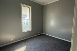 717 Spangler Dr, Zanesville, OH 43701 - Photo 3