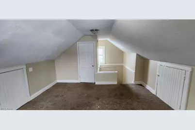 3599 Grosvenor Road, Cleveland Heights, OH 44118 - Photo 21