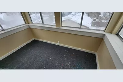 3599 Grosvenor Road, Cleveland Heights, OH 44118 - Photo 19