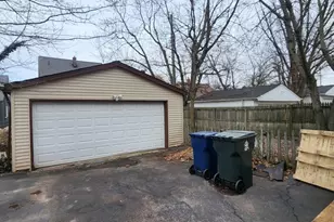 3599 Grosvenor Rd, Cleveland Heights, OH 44118 - Photo 25