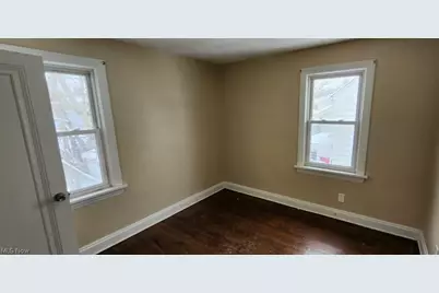 3599 Grosvenor Road, Cleveland Heights, OH 44118 - Photo 13