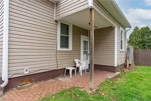 1511 34th St NW, Canton, OH 44709 - Photo 5