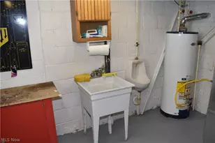 196 Maple Ave, St Clairsville, OH 43950 - Photo 21