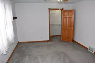 196 Maple Ave, St Clairsville, OH 43950 - Photo 15