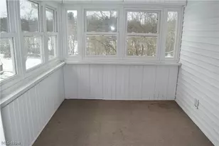 196 Maple Ave, St Clairsville, OH 43950 - Photo 7