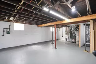 688 Dayton St, Akron, OH 44310 - Photo 5