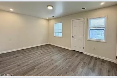 1615 E 47th Street, Loveland, OH 44103 - Photo 13