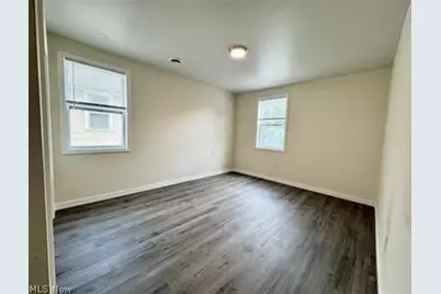 1615 E 47th Street, Loveland, OH 44103 - Photo 15