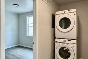 1615 E 47th St, Loveland, OH 44103 - Photo 21