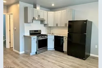 1615 E 47th Street, Loveland, OH 44103 - Photo 3