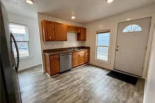 1884 E 120th St, Loveland, OH 44106 - Photo 3