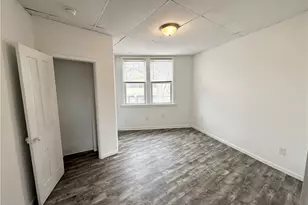 1884 E 120th St, Loveland, OH 44106 - Photo 9