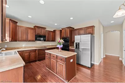 38521 Berkshire Avenue, Avon, OH 44011 - Photo 11