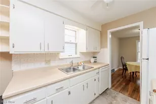 4037 Monticello Blvd, Cleveland Heights, OH 44121 - Photo 17