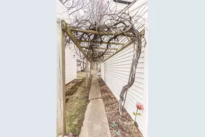 4037 Monticello Boulevard, Cleveland Heights, OH 44121 - Photo 43