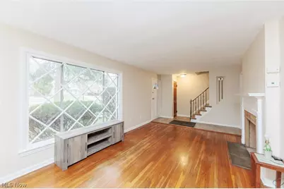 4037 Monticello Boulevard, Cleveland Heights, OH 44121 - Photo 3