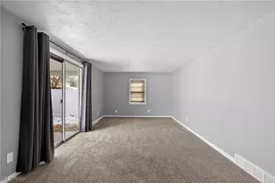 390 Ridgefield Ave, Boardman, OH 44512 - Photo 13