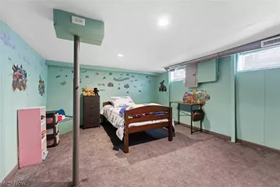 125 E Indiana Avenue, Sebring, OH 44672 - Photo 25