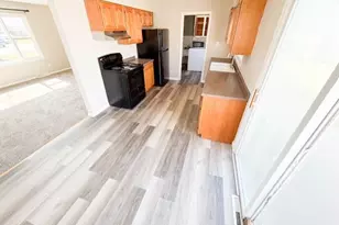 7621 Miami Rd, Mentor on the Lake, OH 44060 - Photo 5