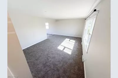 7621 Miami Road, Mentor on the Lake, OH 44060 - Photo 3