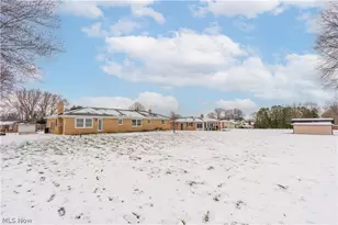 960 Impala Dr, Akron, OH 44319 - Photo 35