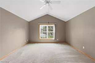 2401 Bunker Ln, Willoughby, OH 44094 - Photo 17