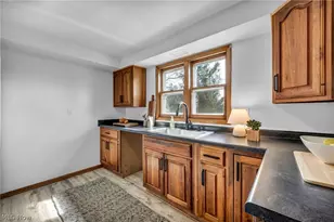 14768 Whitehead Rd, LaGrange, OH 44050 - Photo 13