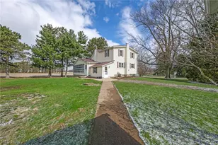 14768 Whitehead Rd, LaGrange, OH 44050 - Photo 3