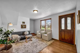 14768 Whitehead Rd, LaGrange, OH 44050 - Photo 5