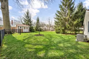 37510 Park Ave, Willoughby, OH 44094 - Photo 37