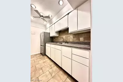 42 Gloucester Court #3A, Akron, OH 44313 - Photo 3