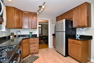 3622 Northcliffe Rd, University Heights, OH 44118 - Photo 5