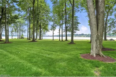 263 E Pine Lake Road, North Lima, OH 44452 - Photo 7