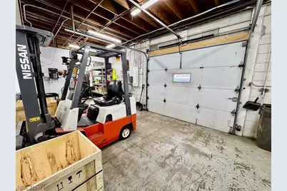 1050 and 1062 Triplett Boulevard, Akron, OH 44306 - Photo 41