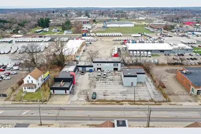 1050 and 1062 Triplett Boulevard, Akron, OH 44306 - Photo 9
