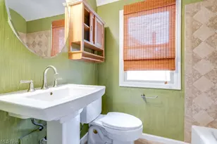 2411 16th St, Cuyahoga Falls, OH 44223 - Photo 13